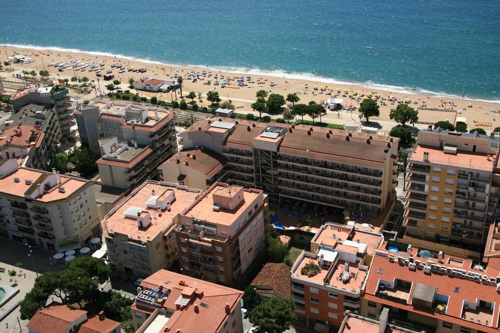 Aqua Hotel Nostre Mar Apartments Пінеза-да-Мар Екстер'єр фото